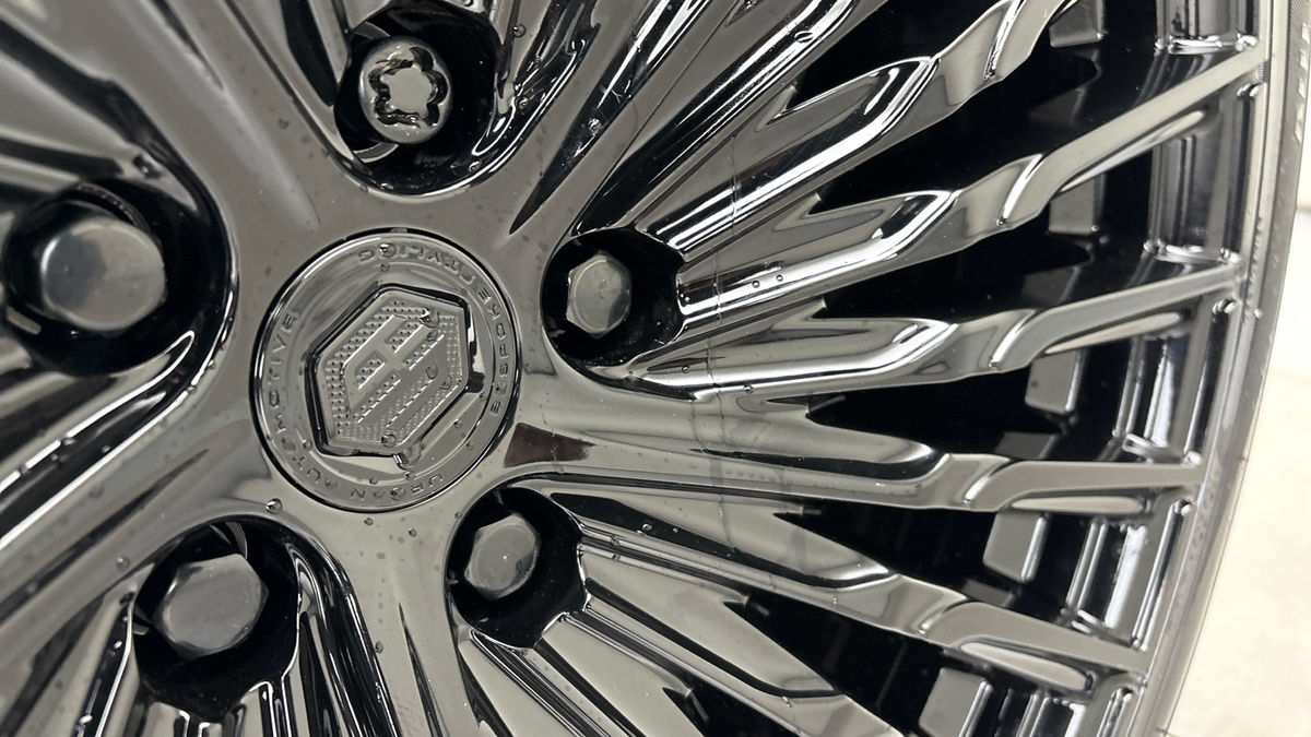 Land Rover Defender 90 Urban Image 27