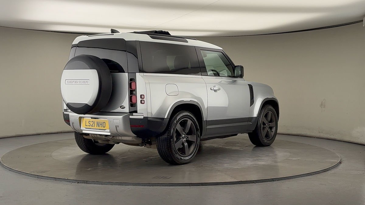 More views of Land Rover Defender 90