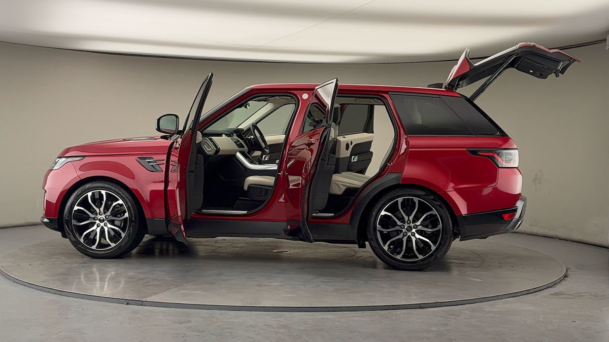 More views of Land Rover Range Rover Sport