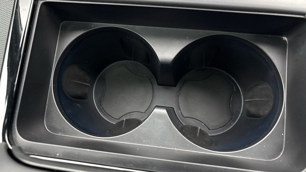 Land Rover Range Rover Velar Image 27