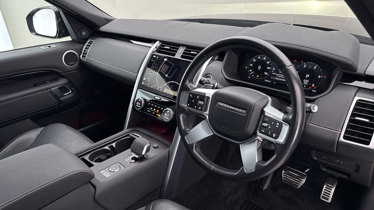 Land Rover Discovery Image 5