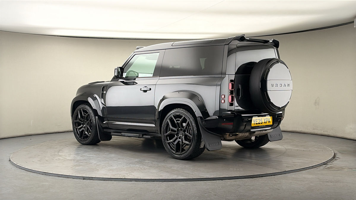 More views of Land Rover Defender 90