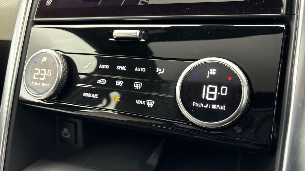 Land Rover Discovery Image 27