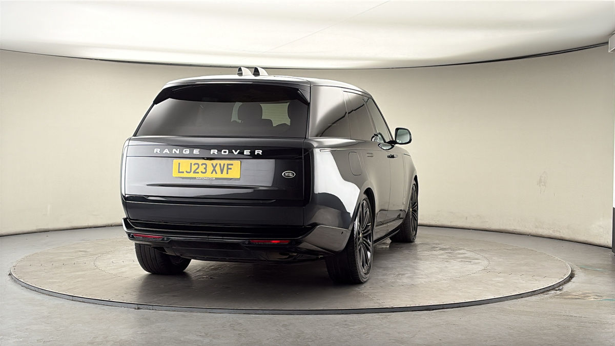 More views of Land Rover Range Rover