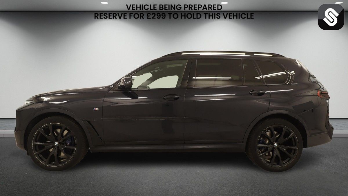 BMW X7 Image 6