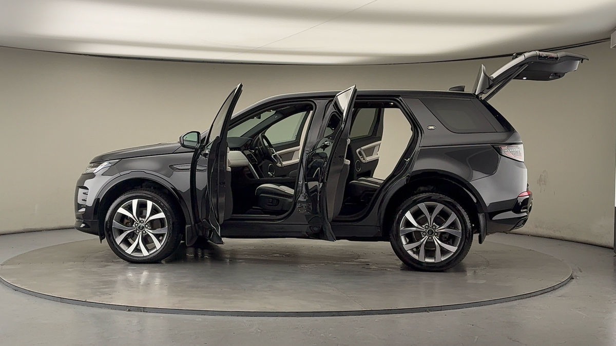 More views of Land Rover Discovery Sport