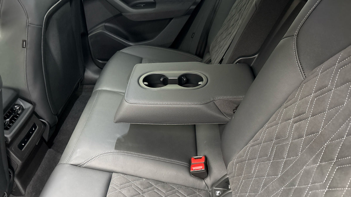 Audi Q6 e-tron Image 9