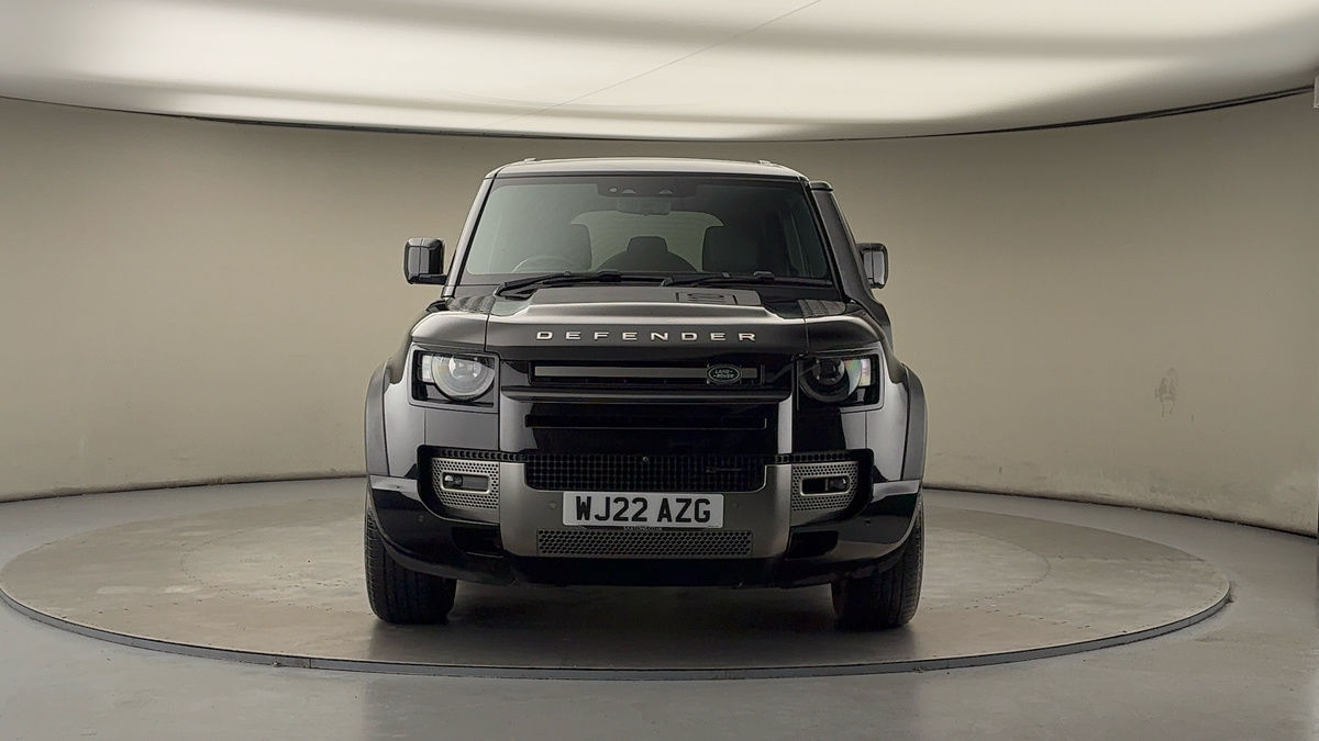 Land Rover Defender 110 Image 3