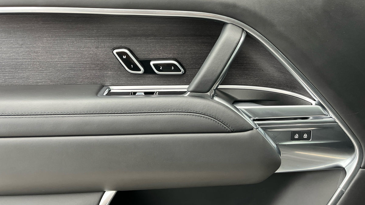 Land Rover Range Rover Image 19