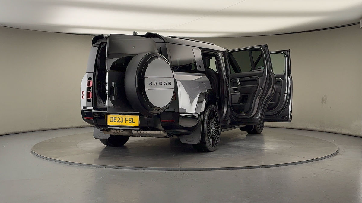 More views of Land Rover Defender 130