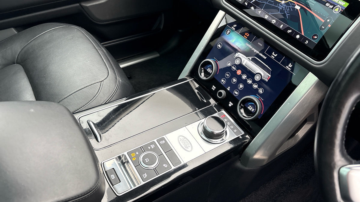 Land Rover Range Rover Image 18