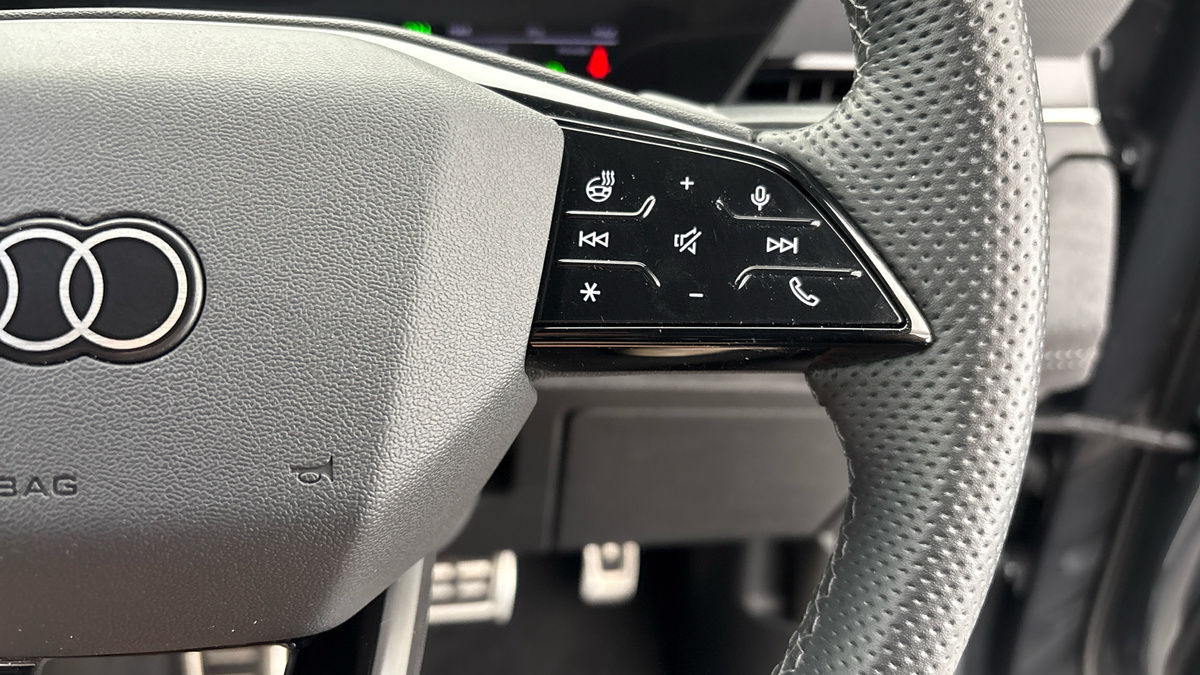 Audi Q6 e-tron Image 14