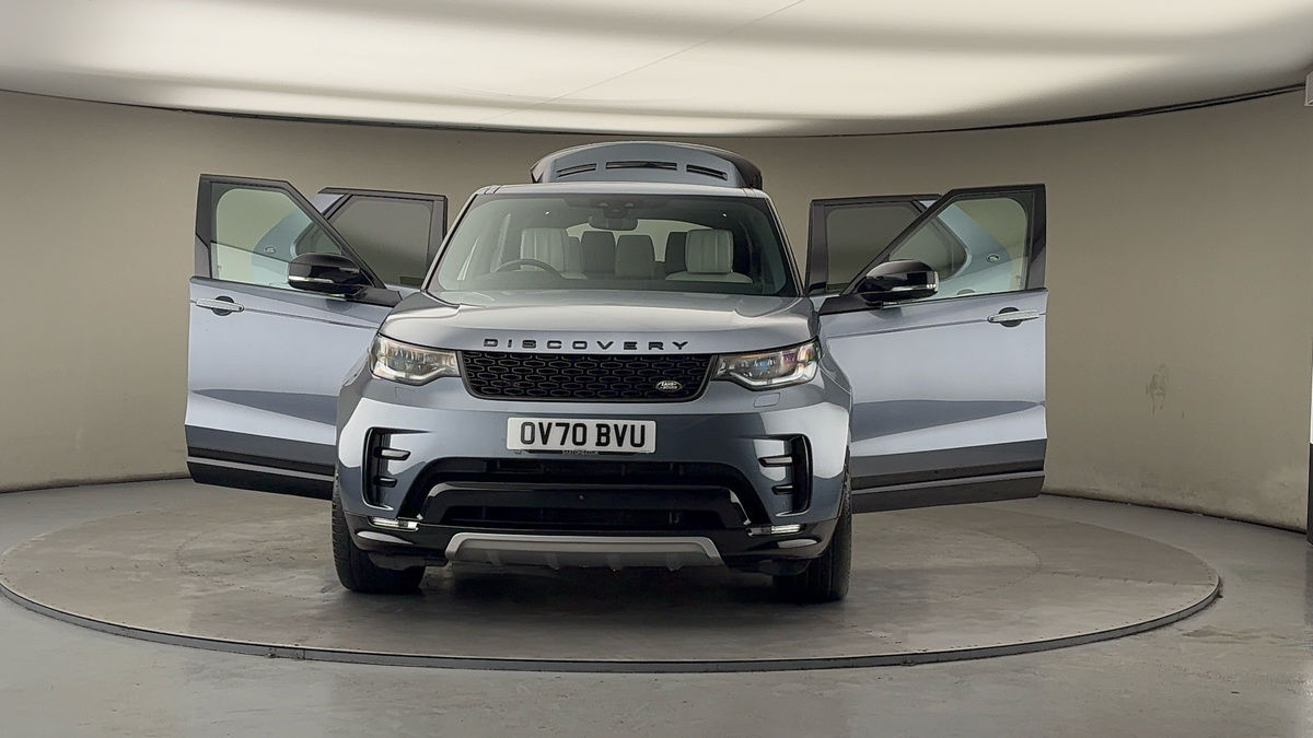 More views of Land Rover Discovery