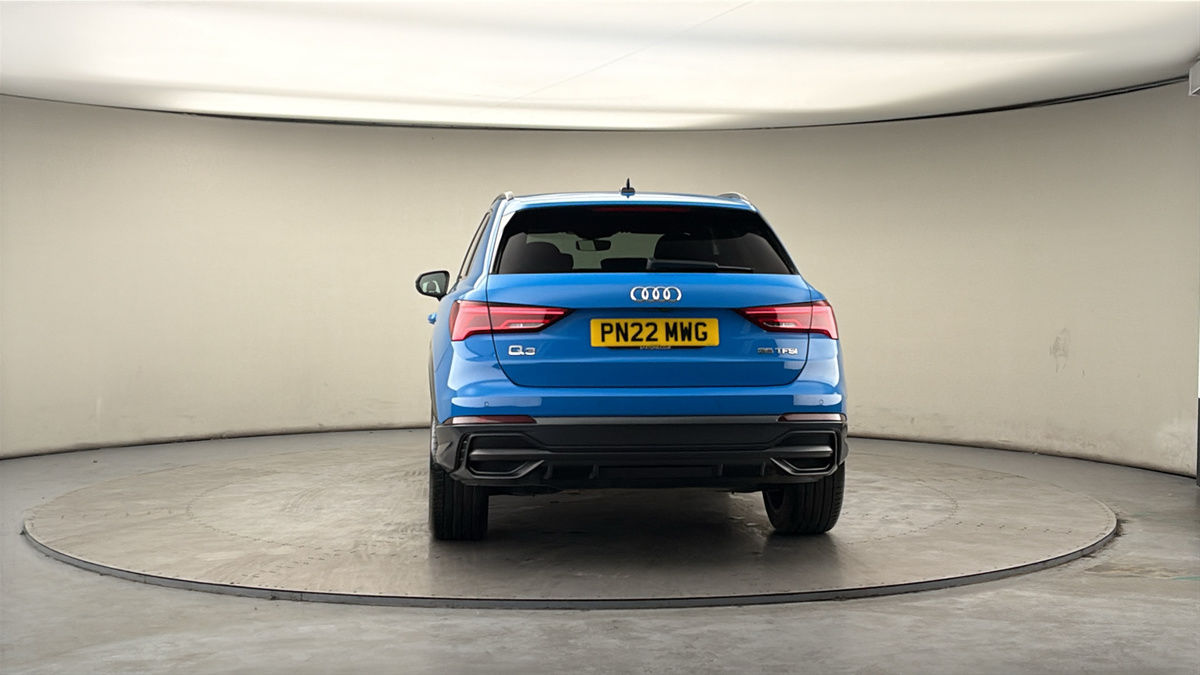More views of Audi Q3