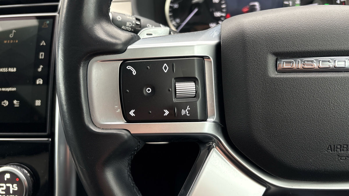 Land Rover Discovery Image 13