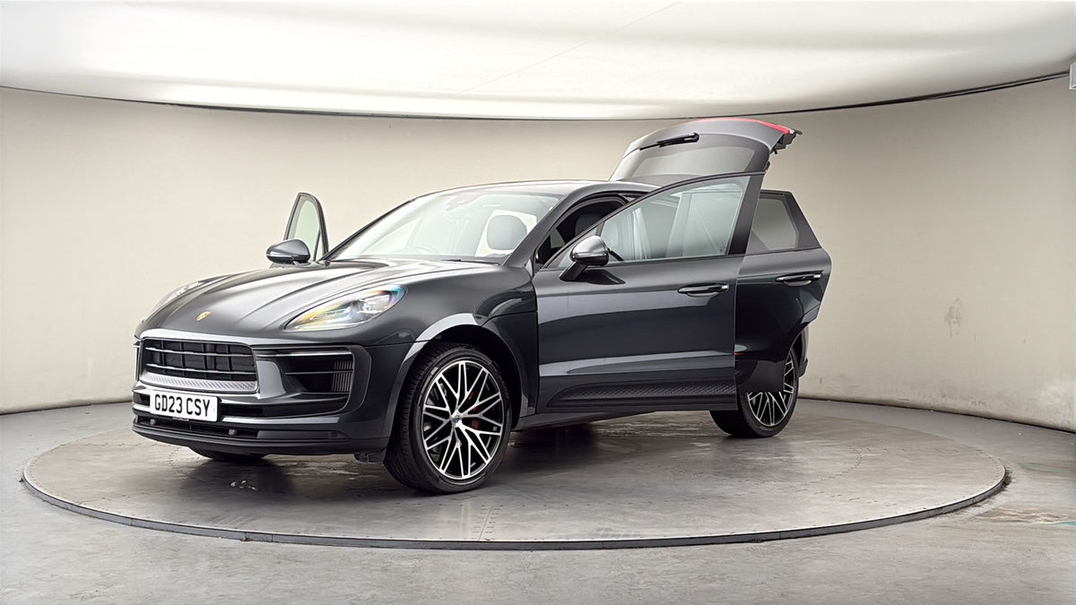 Porsche Macan Image 22