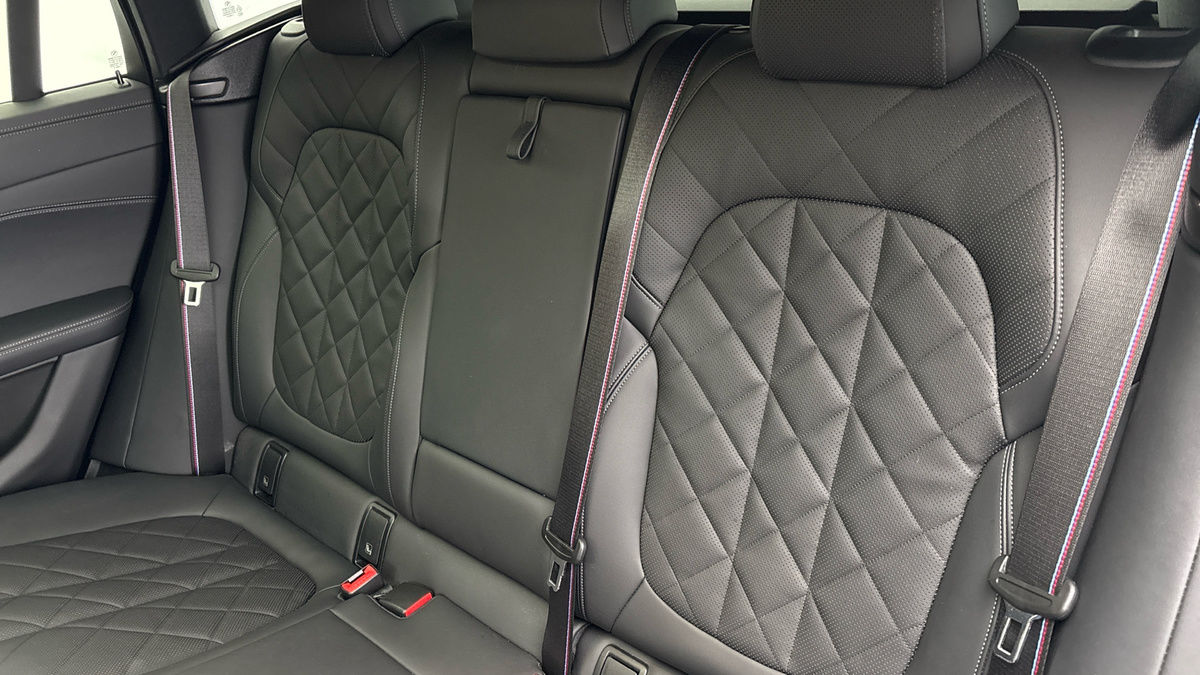 BMW X6 Image 8