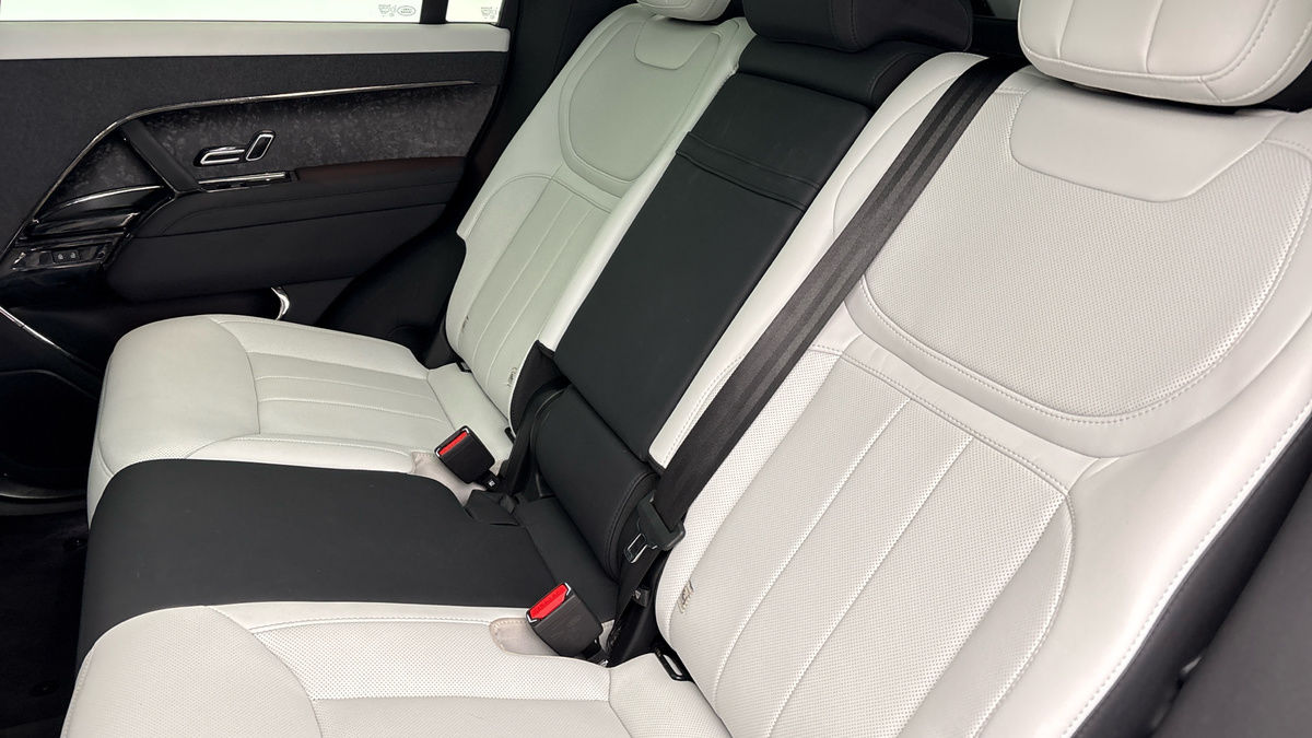 Land Rover Range Rover Sport Urban Image 8