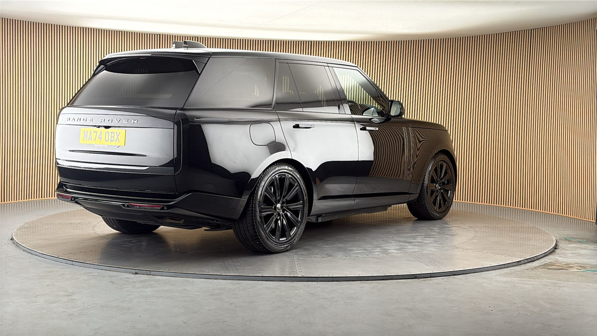 More views of Land Rover Range Rover