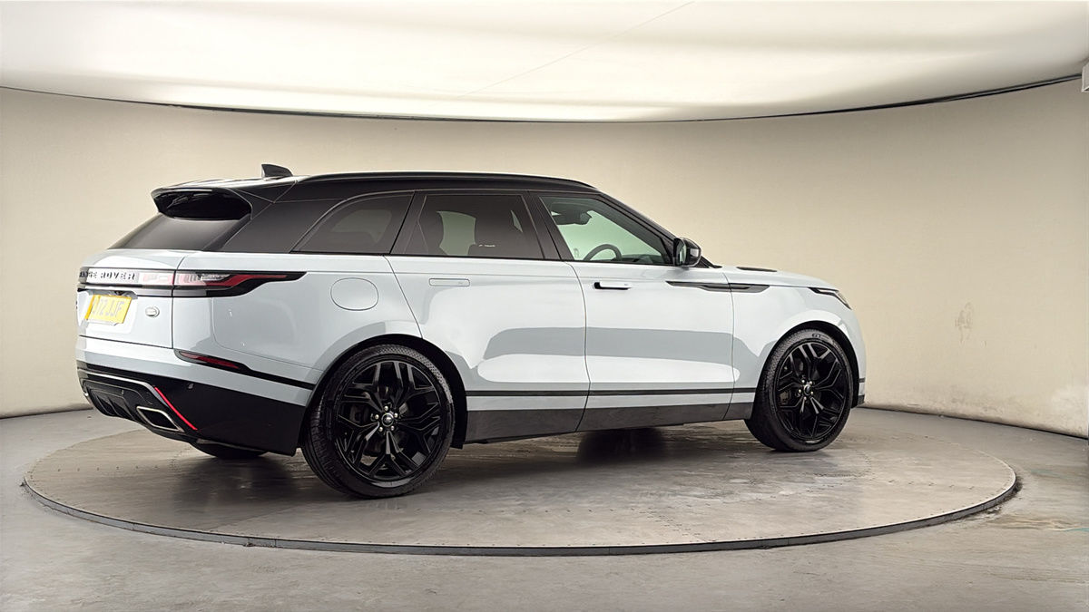 More views of Land Rover Range Rover Velar