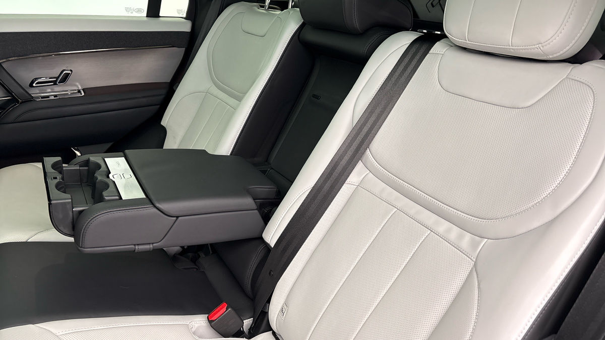 Land Rover Range Rover Sport Urban Image 9