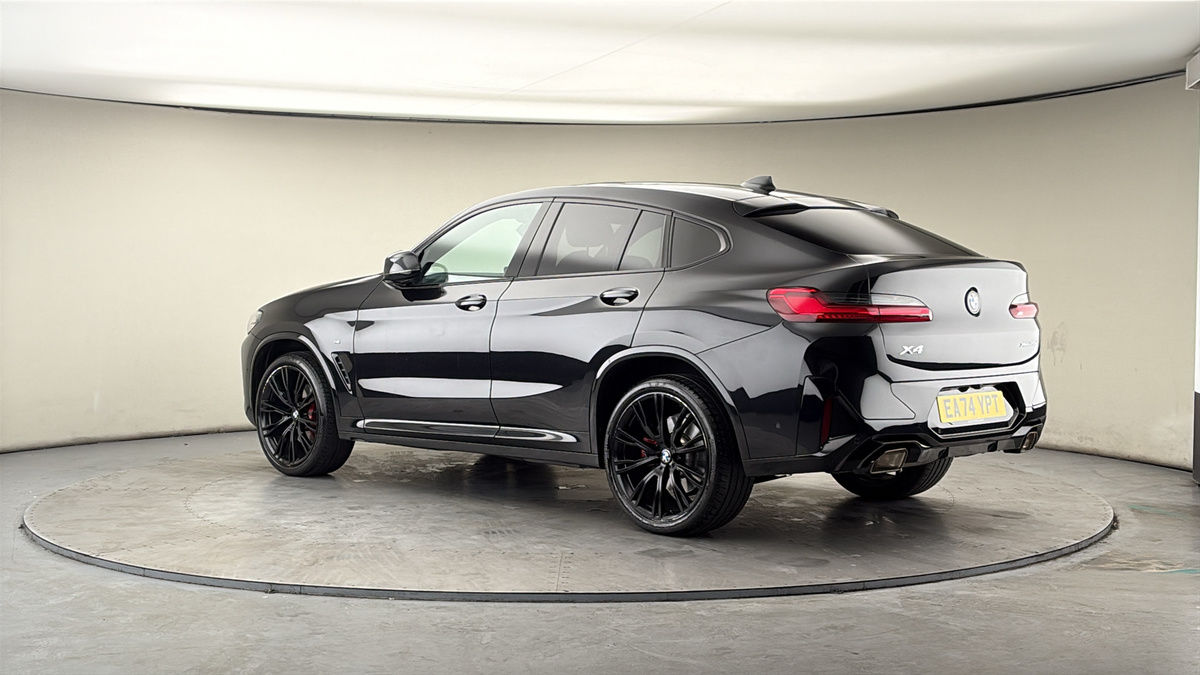 More views of BMW X4