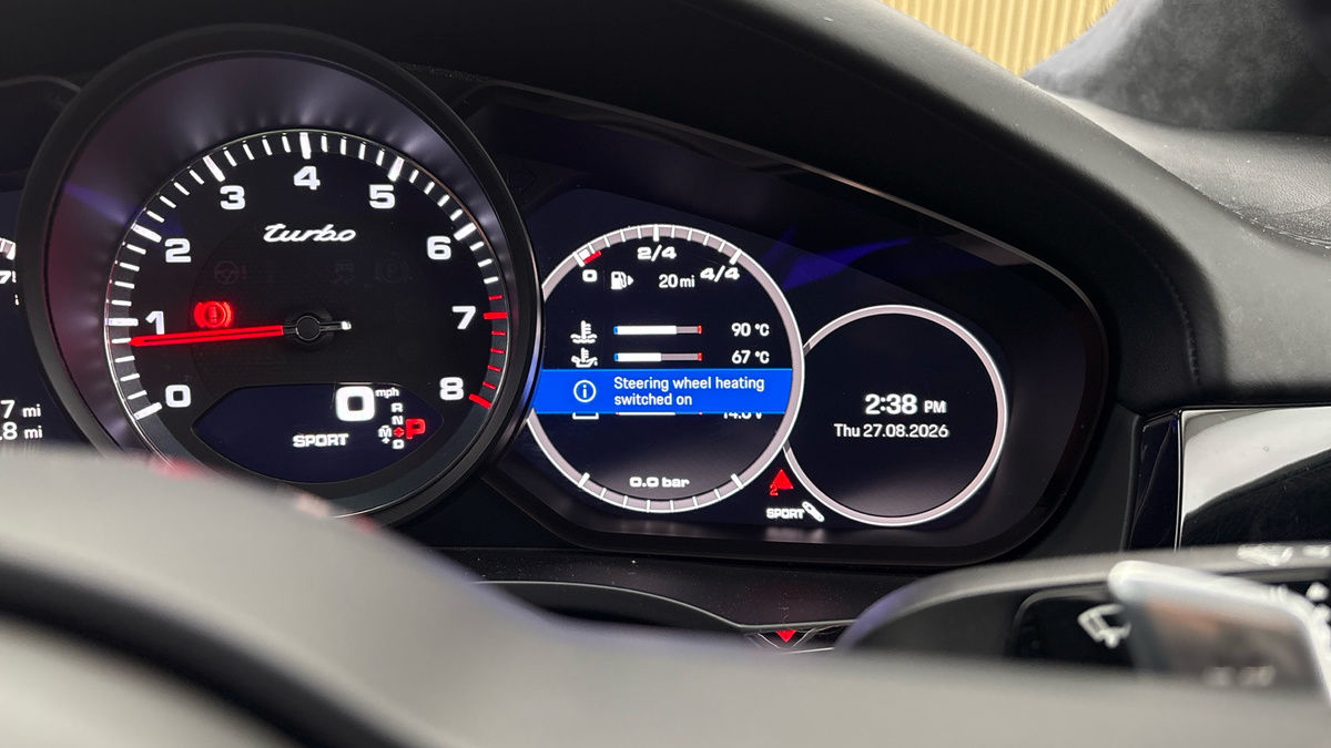 Porsche Cayenne Image 31