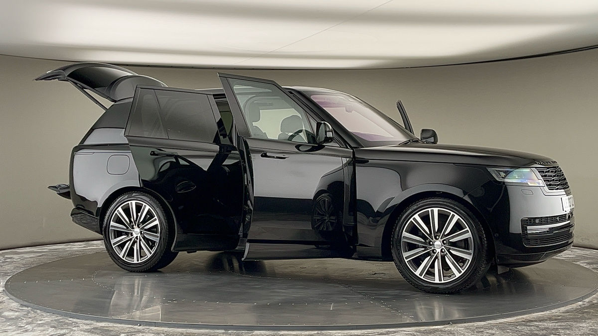 More views of Land Rover Range Rover