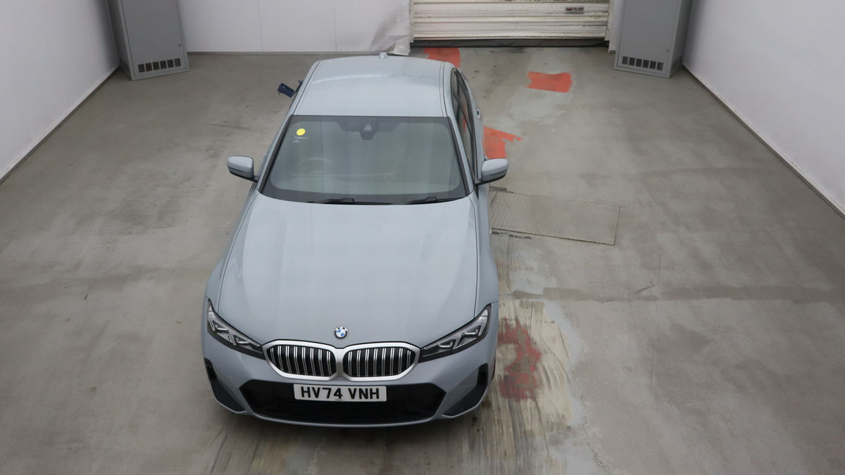 BMW 3 Series Image 7