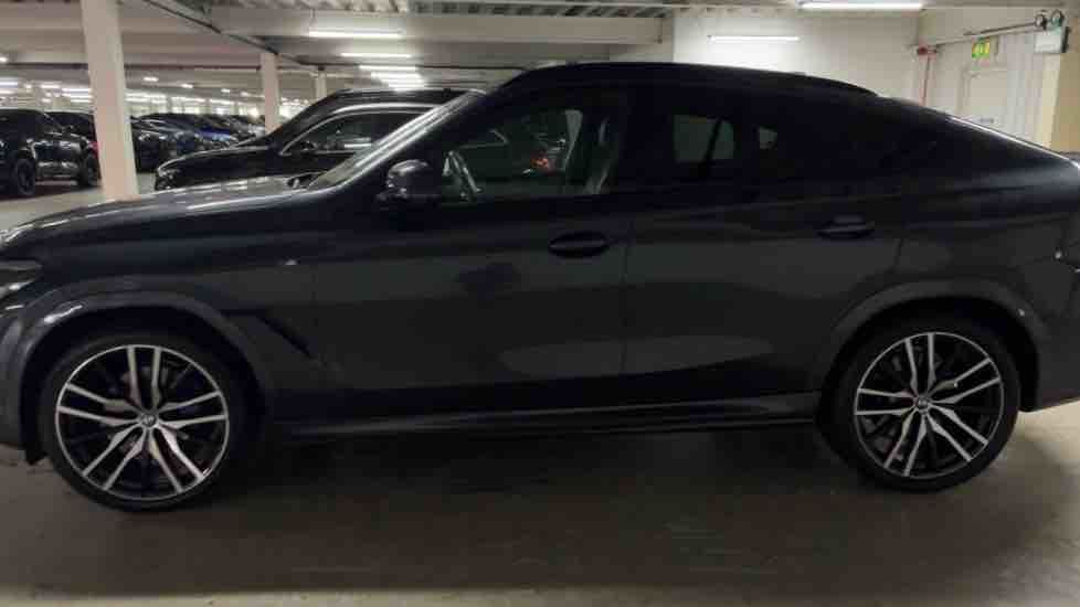 More views of BMW X6