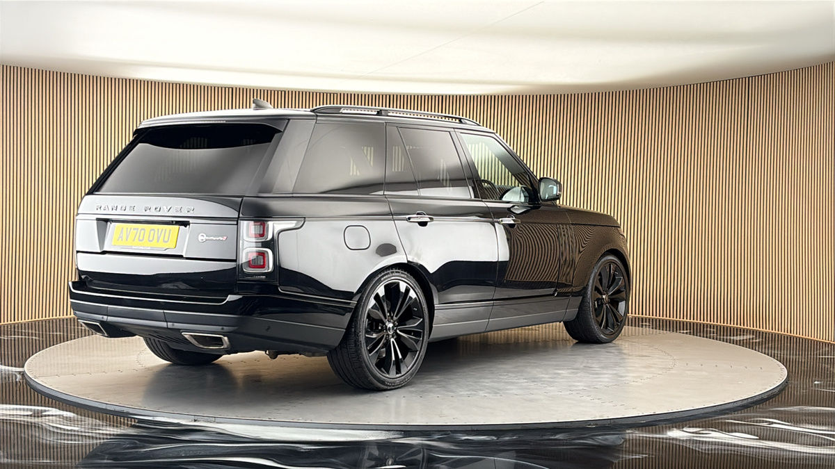 More views of Land Rover Range Rover