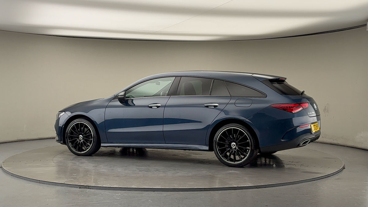 More views of Mercedes-Benz CLA