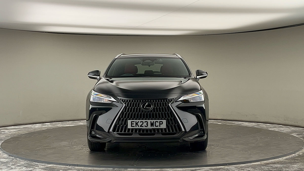 Lexus NX Image 3