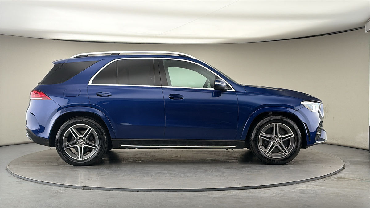 Mercedes-Benz GLE Image 16