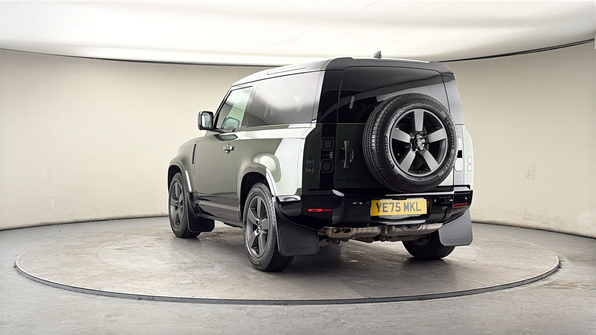 More views of Land Rover Defender 90