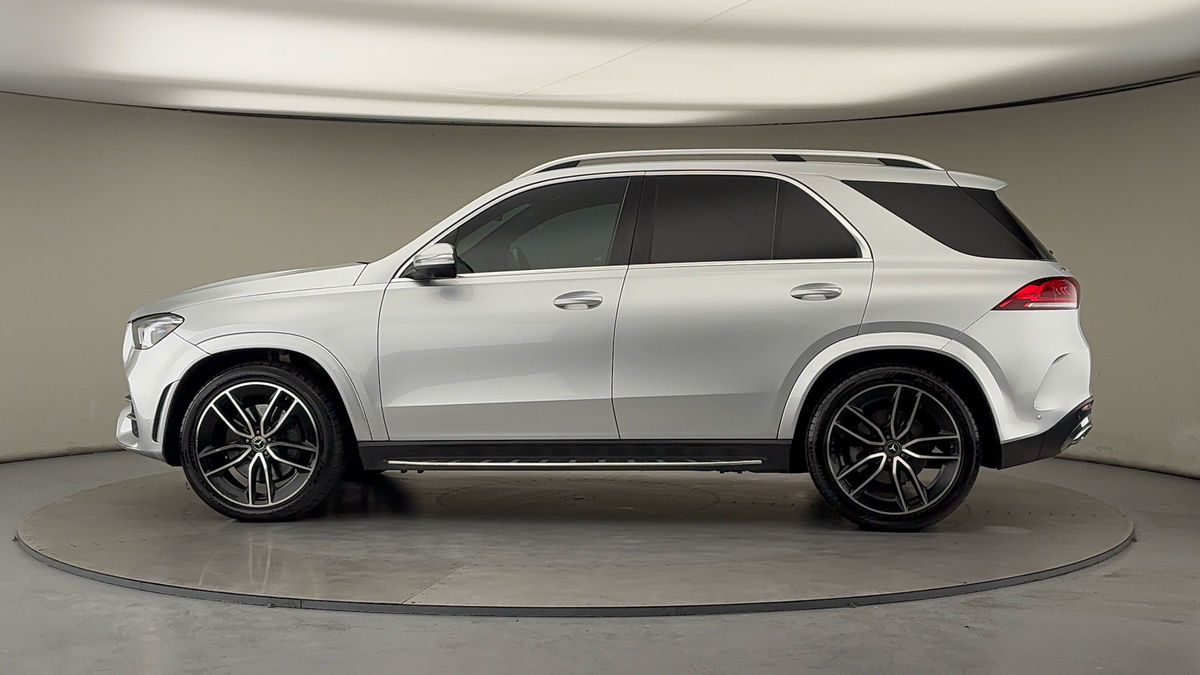 More views of Mercedes-Benz GLE