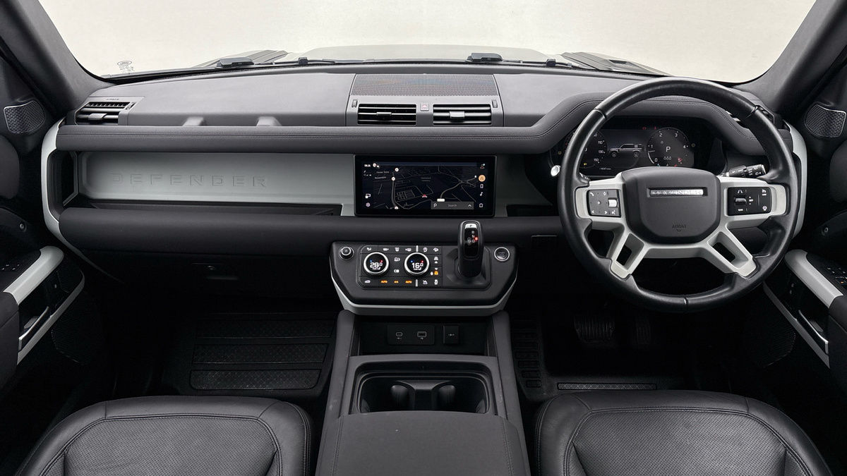 Land Rover Defender 110 Urban Image 12