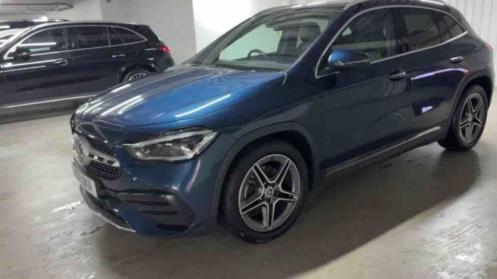 More views of Mercedes-Benz GLA