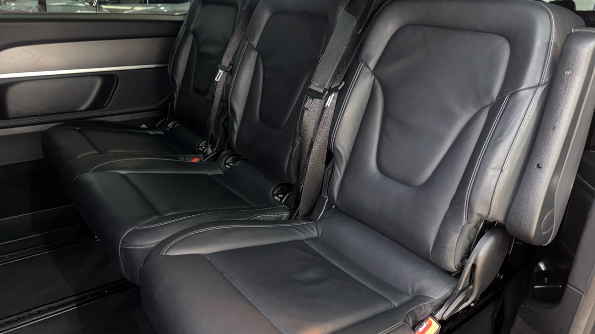 Mercedes-Benz V Class Image 8