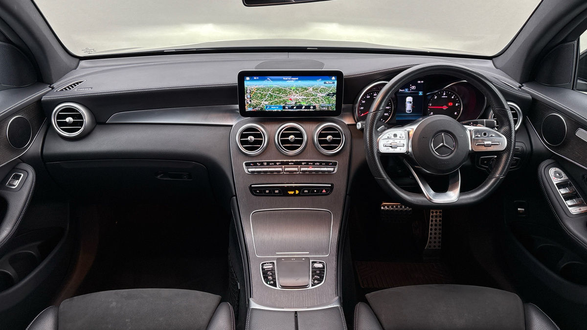 Mercedes-Benz GLC Image 12