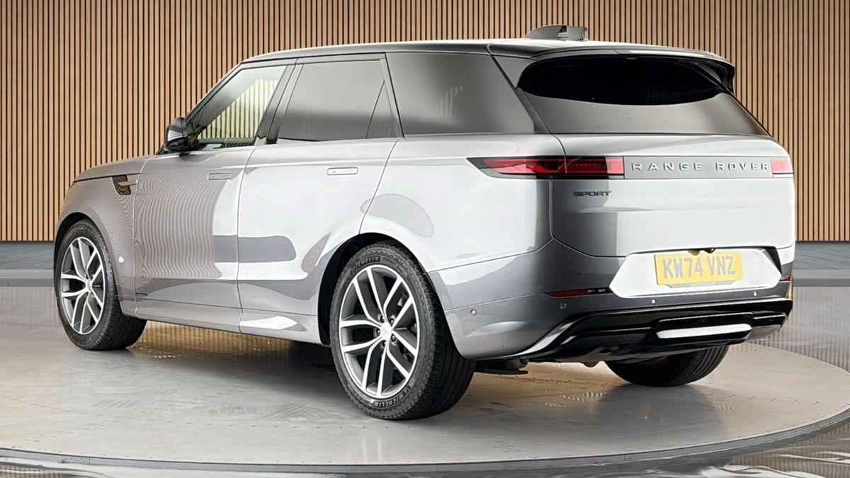 Land Rover Range Rover Sport Image 2
