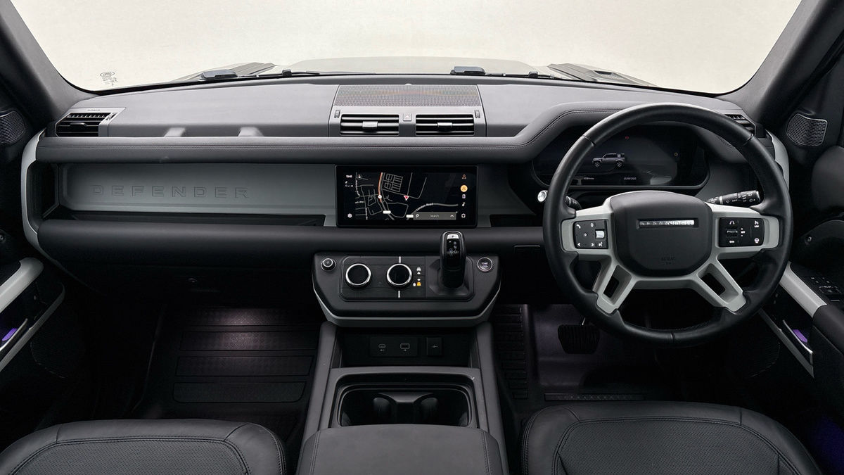 Land Rover Defender 110 Urban Image 12