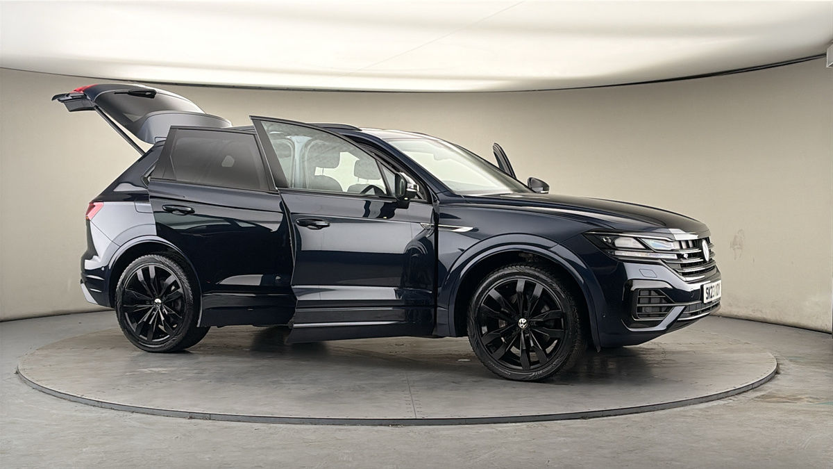 More views of Volkswagen Touareg