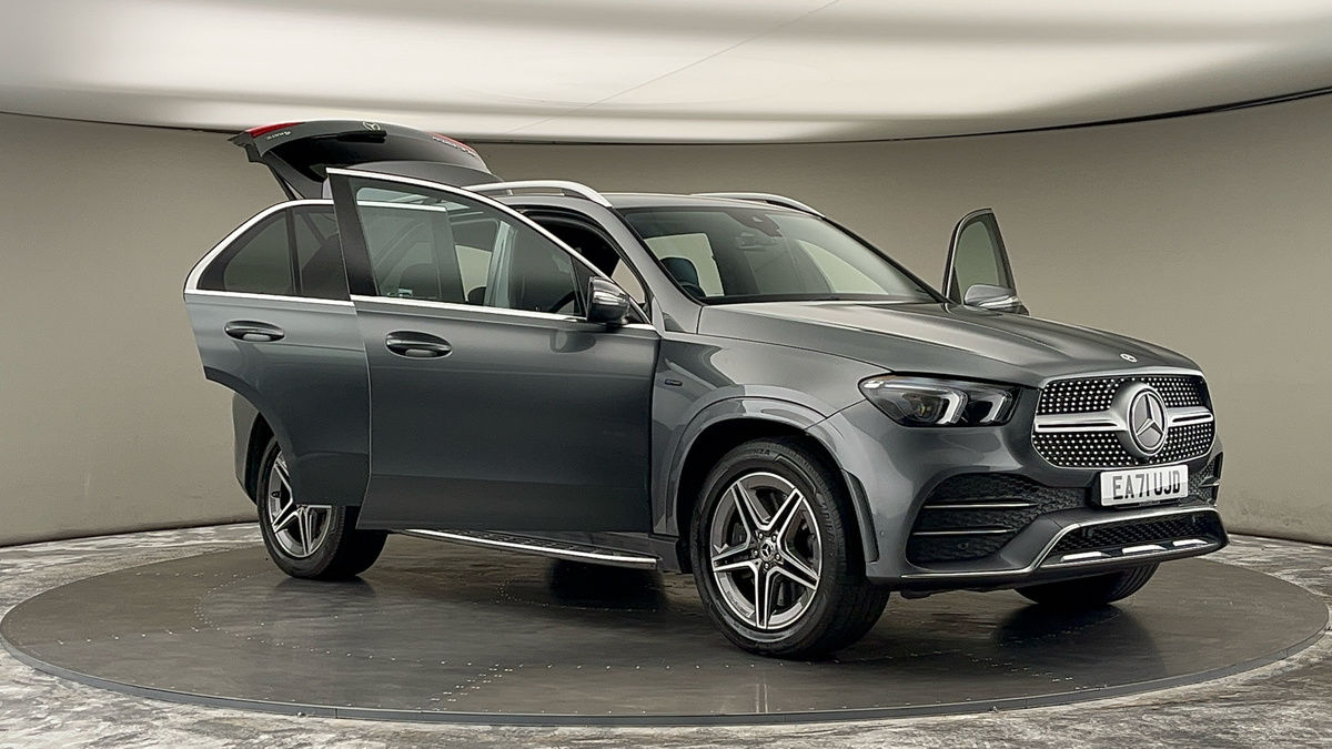 More views of Mercedes-Benz GLE