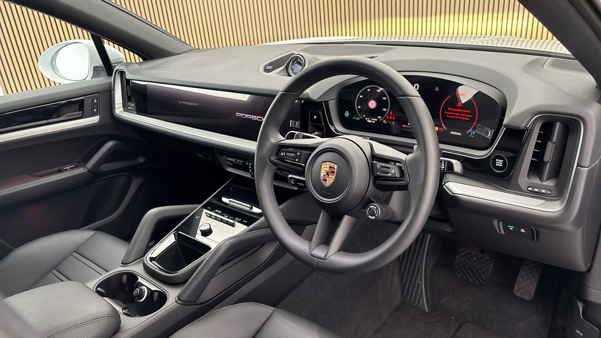 Porsche Cayenne Image 5