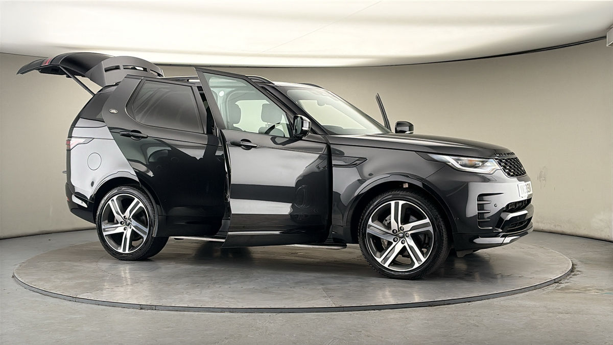 More views of Land Rover Discovery