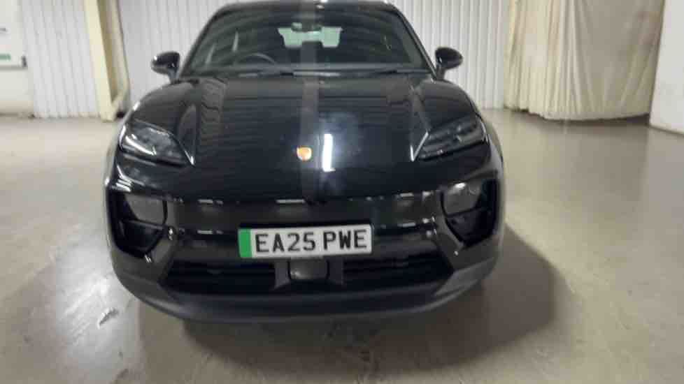 More views of Porsche Macan