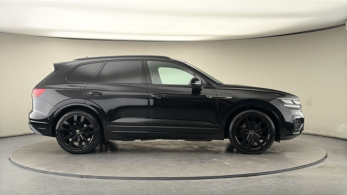 More views of Volkswagen Touareg