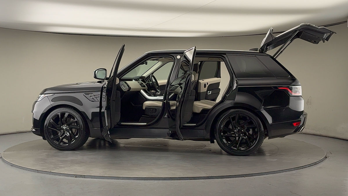 More views of Land Rover Range Rover Sport