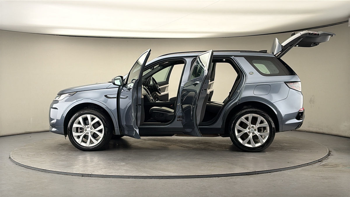 More views of Land Rover Discovery Sport